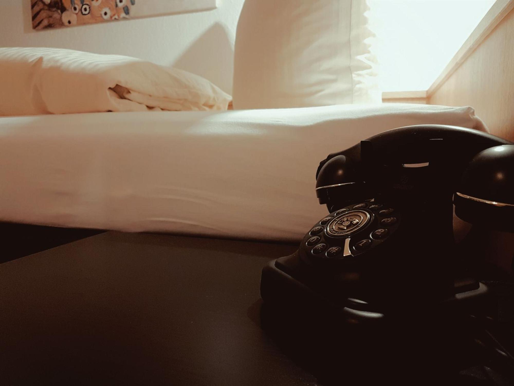 Hotel Pension Kirchplatz サンクト・アントン・アム・アールベルク 部屋 写真